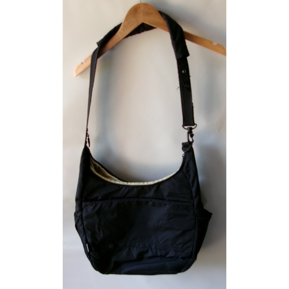 Pacsafe Citysafe CS200 GII Crossbody Bag Gray – Anti‑Theft RFID – Used Good